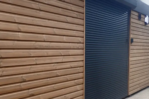Steel store and preparation room modular building
